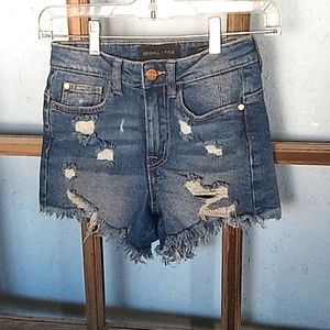 💥Kendall  + Kylie The icon Short